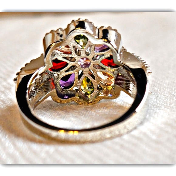 FLOWER MULTI-COLORED GEM RING - Picture 8 of 11